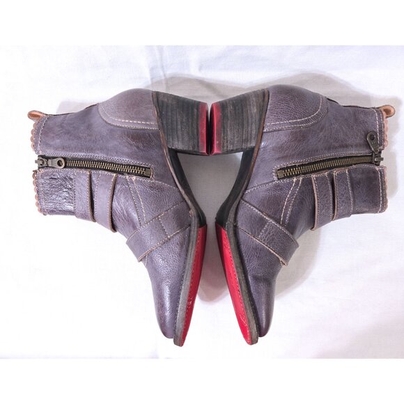 Oak Tree Farms Bady Leather Ankle Boot – size 8 New in Box - Picture 2 of 15